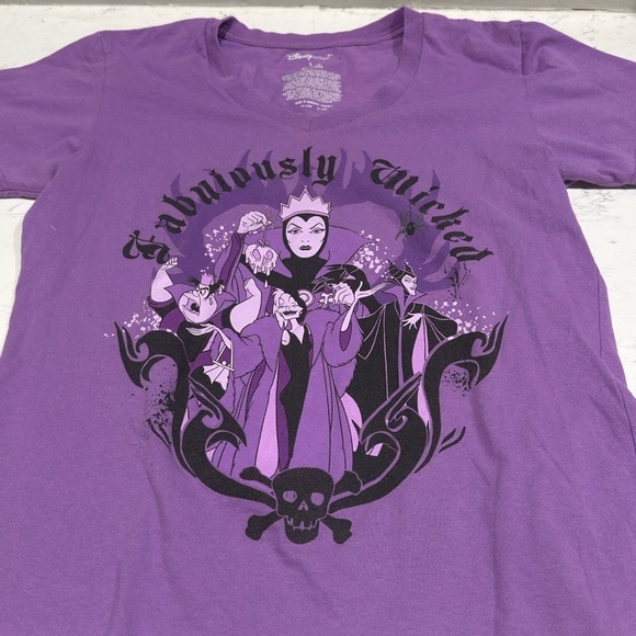 Bundle of 4 Large Disney Graphic T-Shirts - Picture 5 of 8